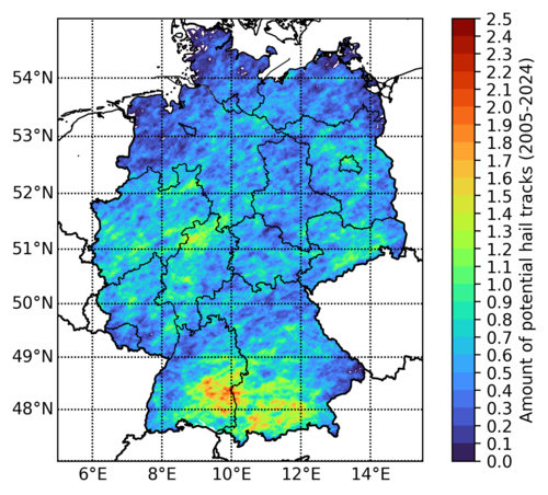 Abbildung 1: Mittlere jährliche Anzahl potentieller Hagelzugbahnen in Deutschland (2005 – 2024, Sommerhalbjahr; basierend auf 3D-Radardaten des DWD mit Hilfe des Zellverfolgungsalgorithmus TRACE3D; Schmidberger, 2018).